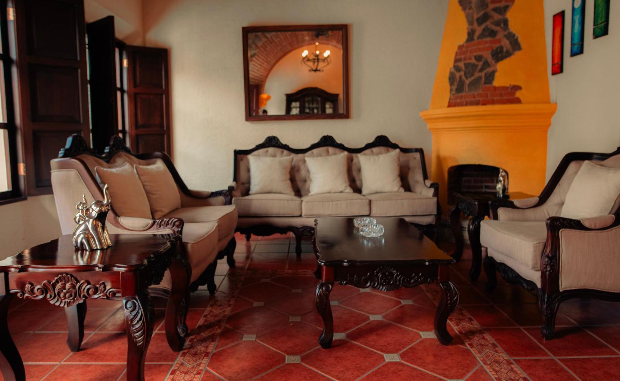 Palacio Del Conquistador San Cristobal El Bajo Ngoại thất bức ảnh