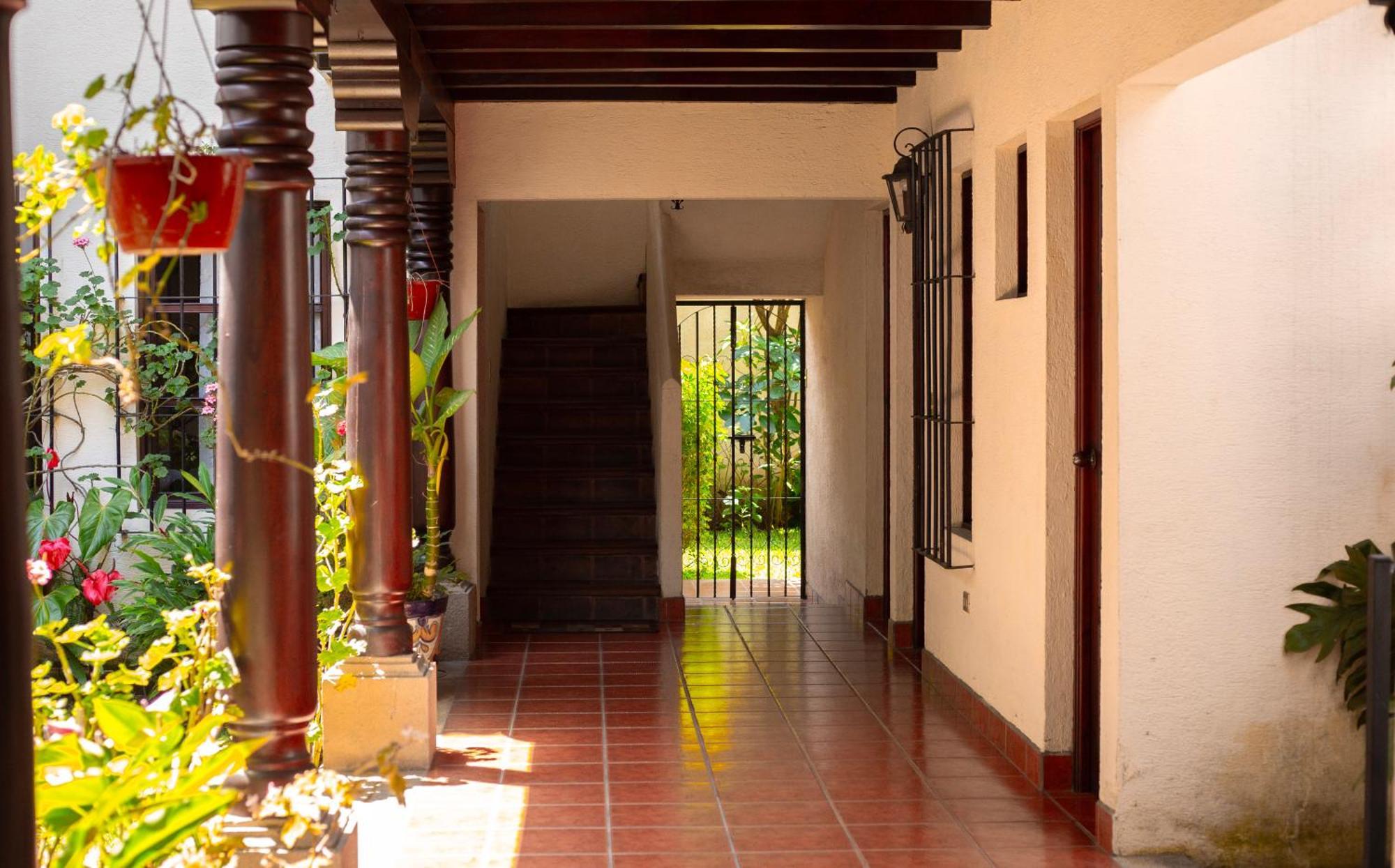 Palacio Del Conquistador San Cristobal El Bajo Ngoại thất bức ảnh