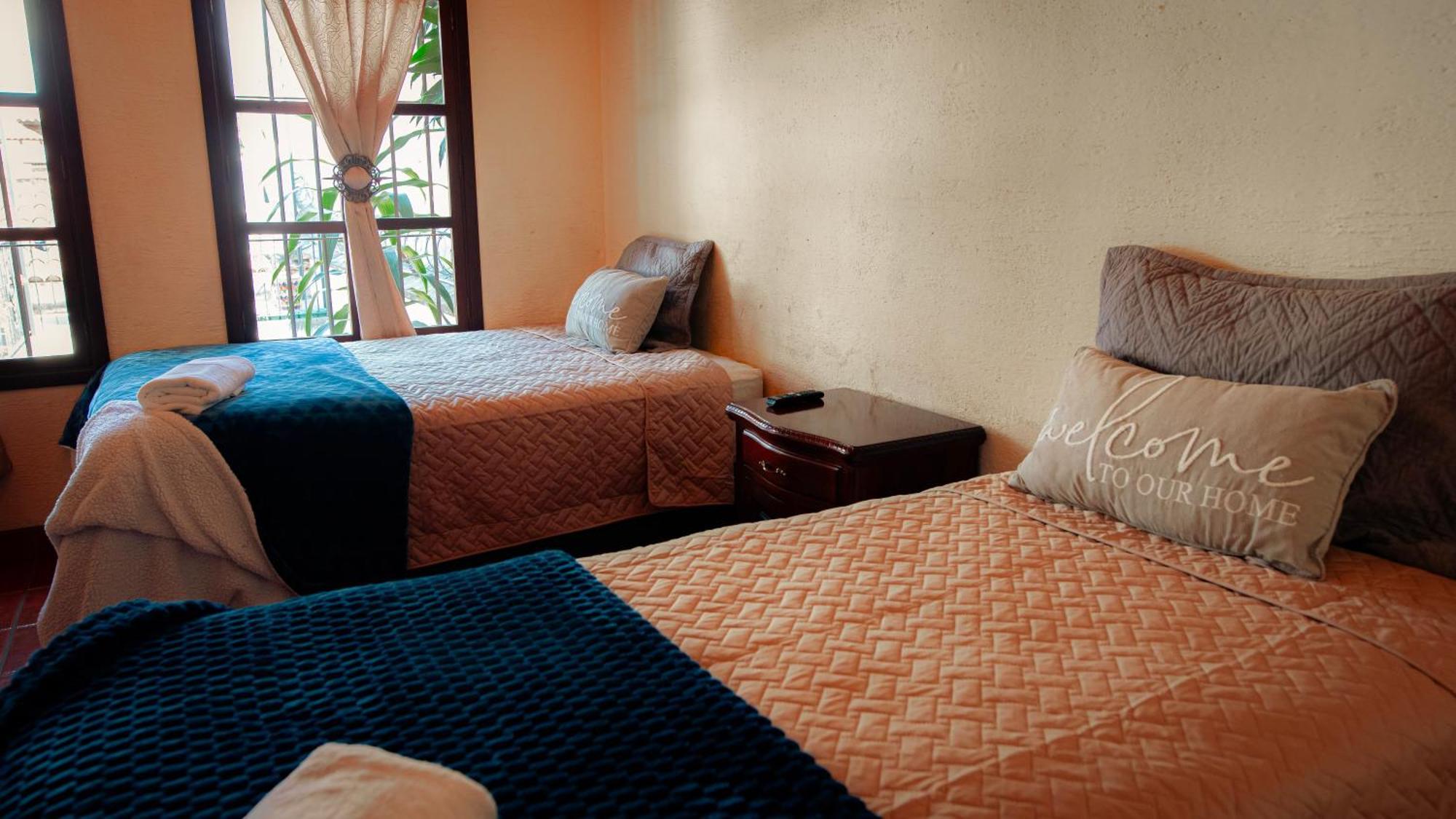 Palacio Del Conquistador San Cristobal El Bajo Ngoại thất bức ảnh